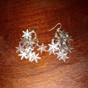 Silver Tone Snowflake Dangle Earrings